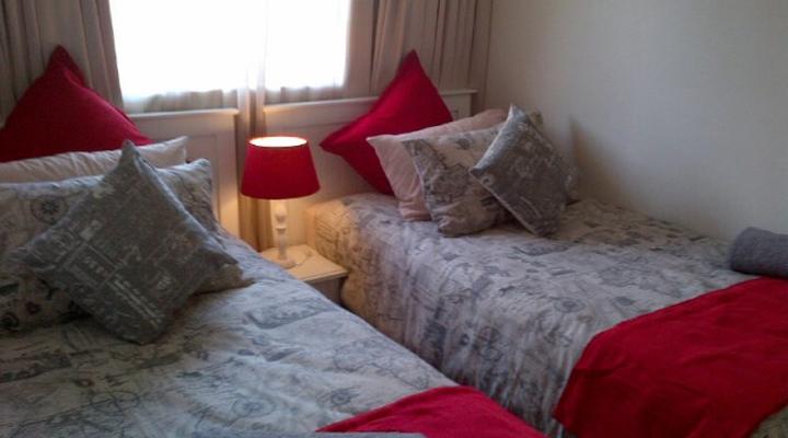 Stunning Uvongo Main Beach Penthouses