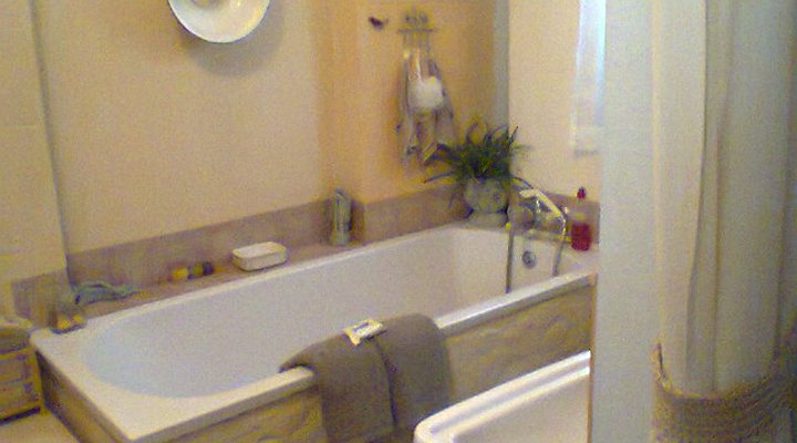 At Home B&B - Lady Grey