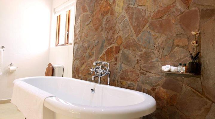 Thorntree Riverside Lodge