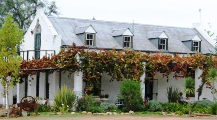 Almondbury Guest Farm