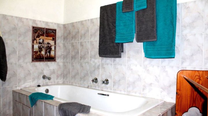 Black Eagle Guesthouse