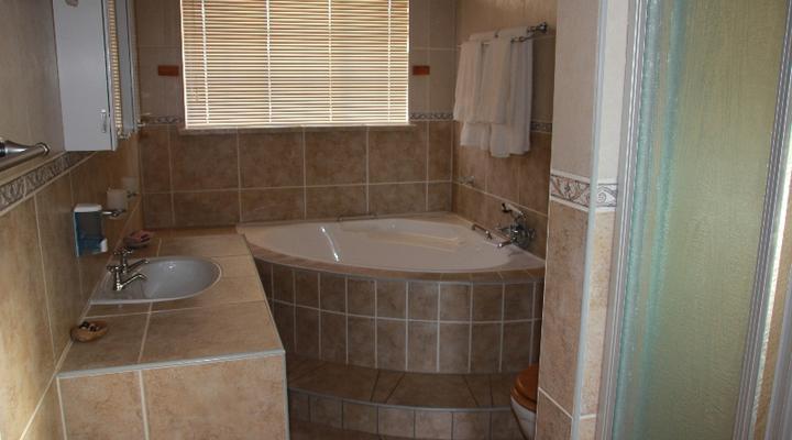 Hoas Guest and Game Farm