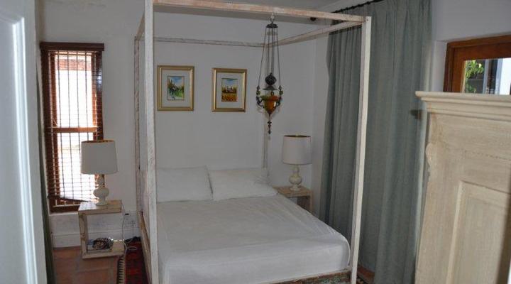 Luxury Thatched Cottage