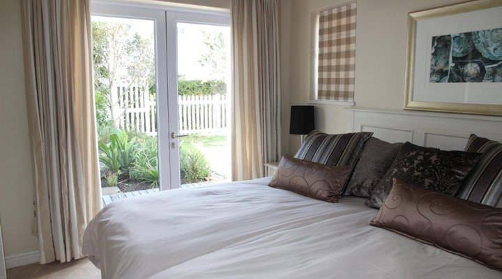 Lagoon Views on Thesen Islands