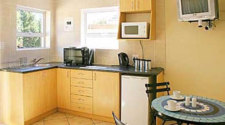 African Dawn Cottages