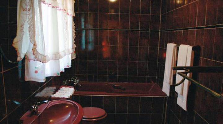 Ngwenya Bed and Breakfast