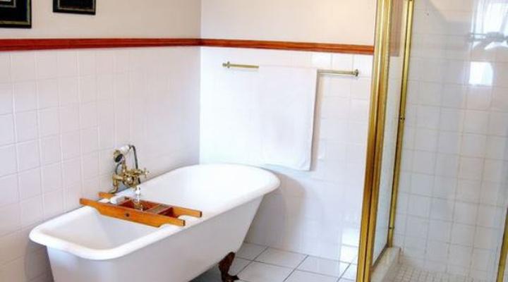 Izotsha Creek Estate