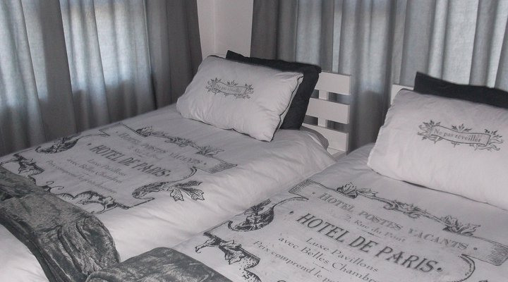 Great Outlook House and Flat