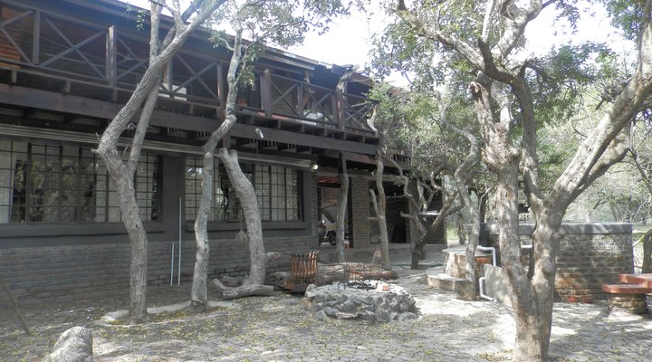 Bateleur Bush Lodge