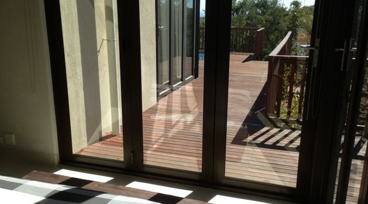 Tree Tops View Lodge