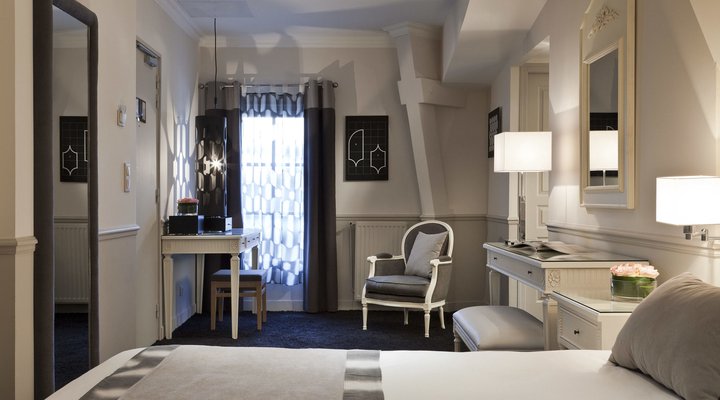 Chateau De Montvillargenne