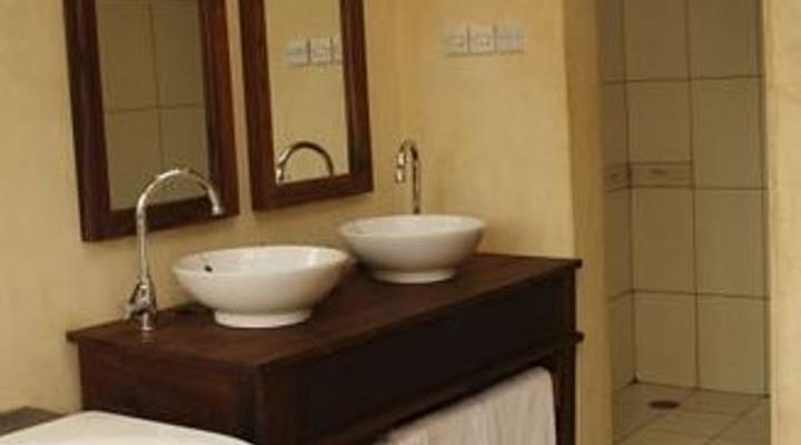 African View - Endoro Lodge