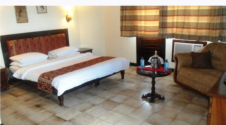 Hotel Sapphire Limited