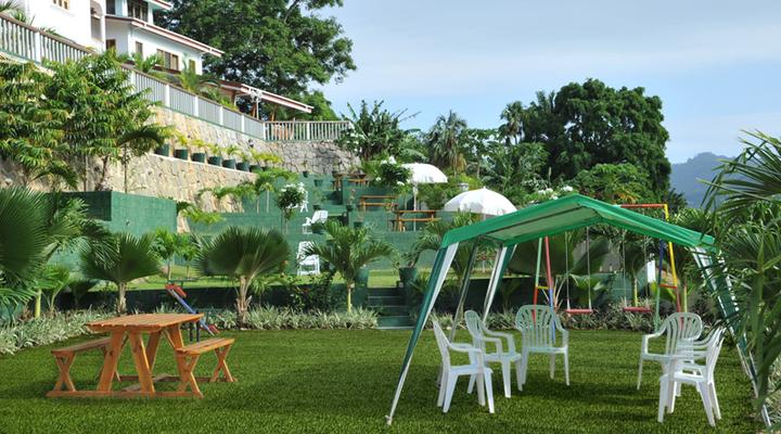 La Fontaine Holiday Apartment