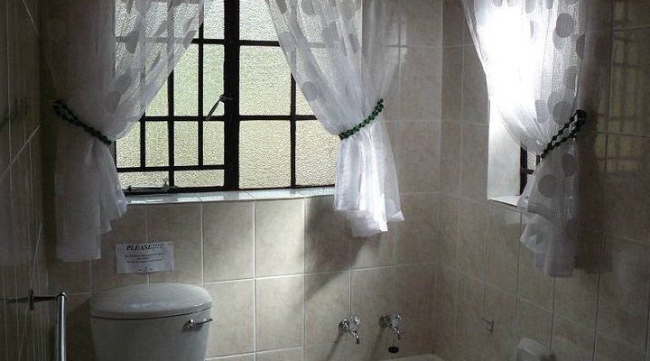 Debrico's AmaBush Lodge