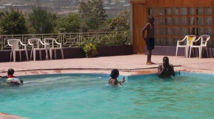 Seasons Hotel, Narok