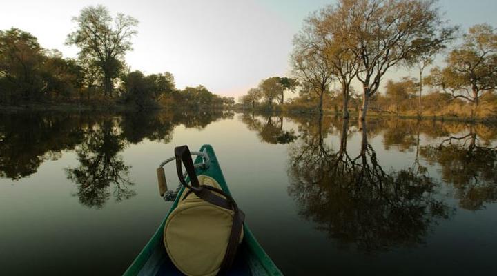 Selinda Explorers Camp