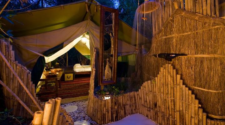 Selinda Explorers Camp