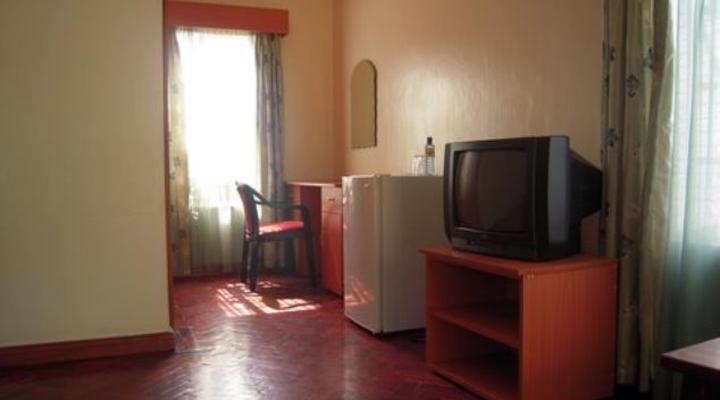 Izaak Walton Inn Hotel