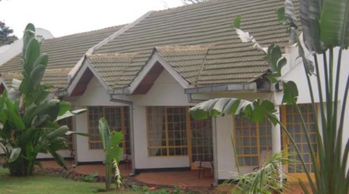 Izaak Walton Inn Hotel