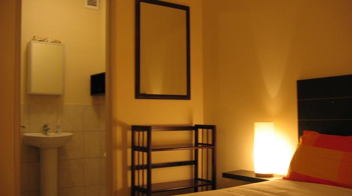 Apartment 809 @ 4 Seasons