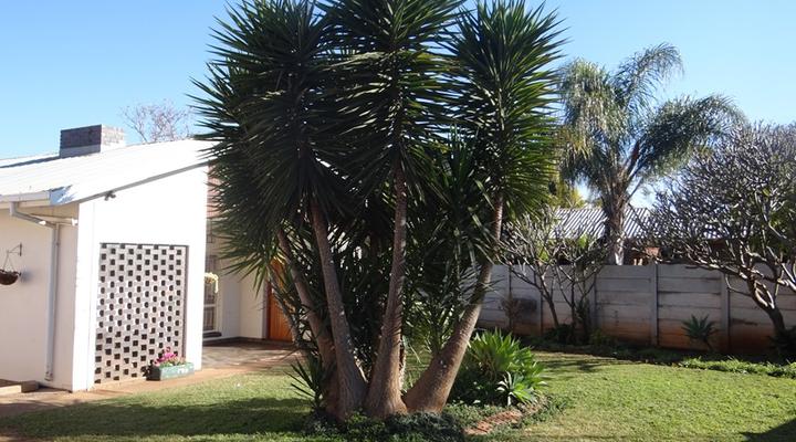 Travellers Stop and Stay Guest House