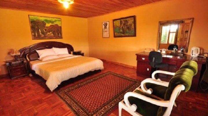 Naiberi River Campsite and Resort