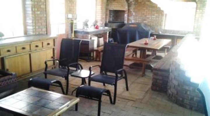 Tierra Pequena B&B and Equestrian Estate