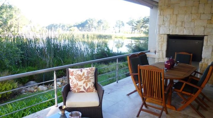 Pearl Valley on Val de Vie Estate