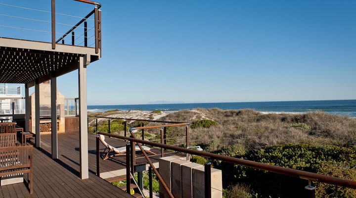 Dune Rose Holiday House