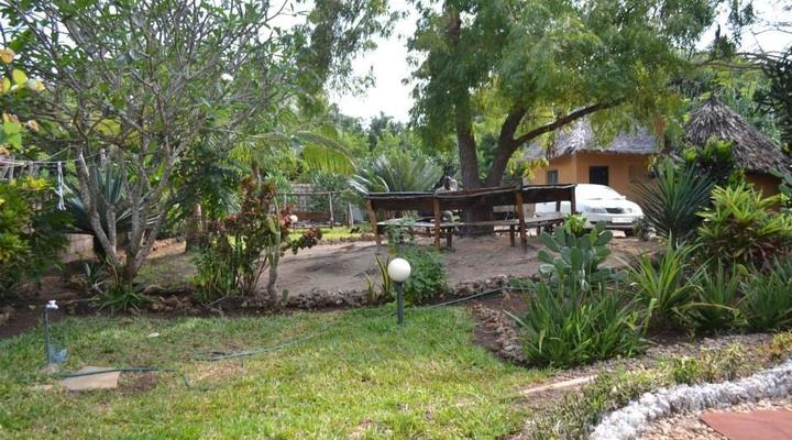 Mbinzaka Guest Cottage