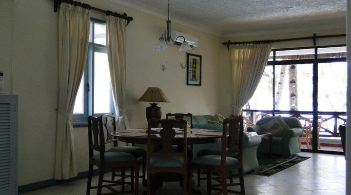 Royal Reserve Safari and Beach Club