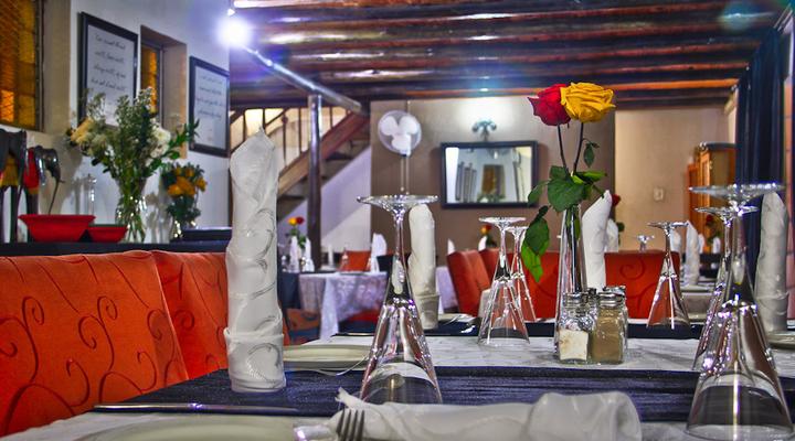 Kwanyoni Lodge and Restaurant