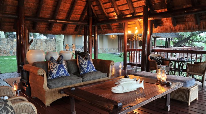 Thornybush Waterside-Lodge