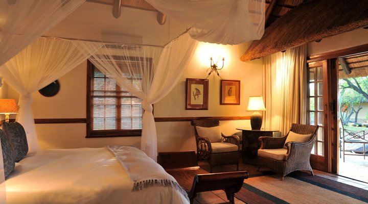 Thornybush Waterside-Lodge