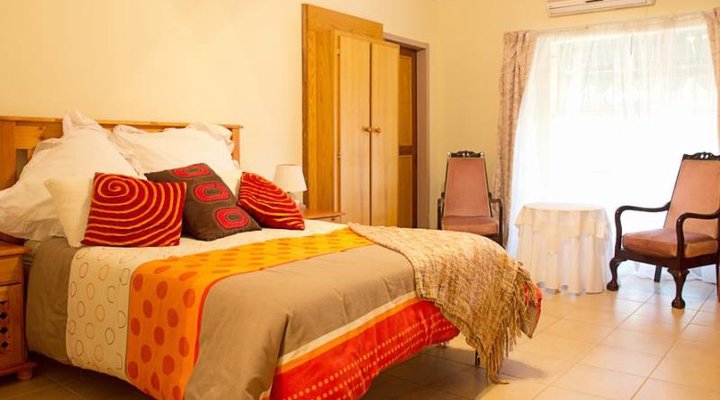 Tawana Overnight Guesthouse