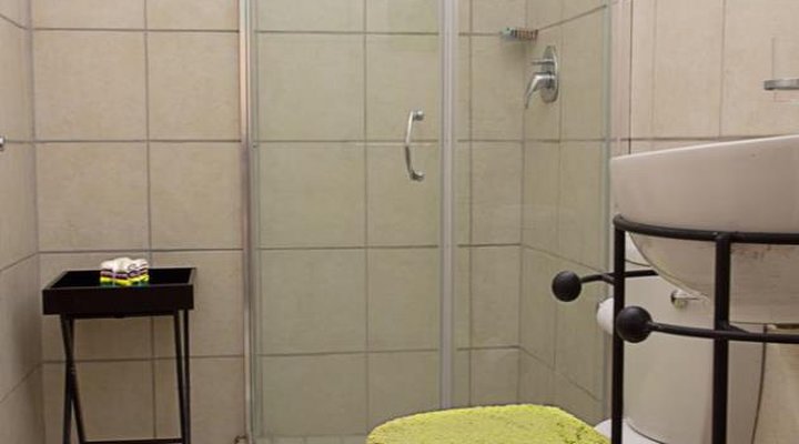 Tawana Overnight Guesthouse