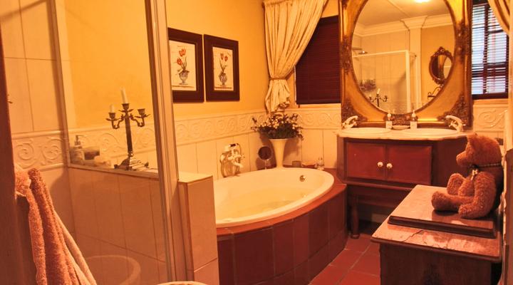 Aves Indigo Guesthouse