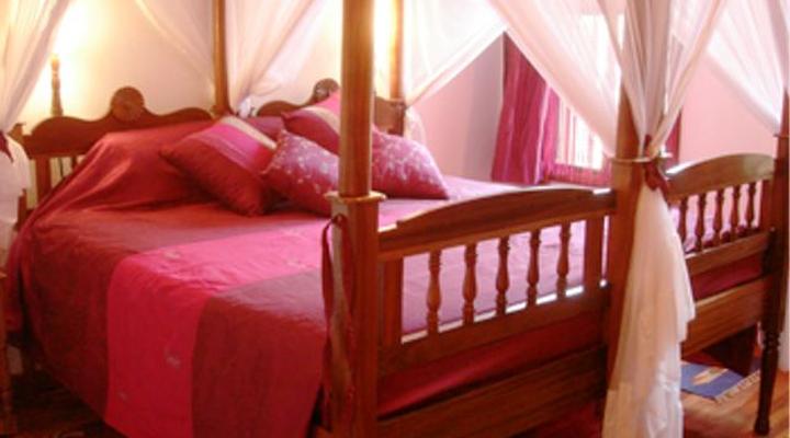 King Post Apartments