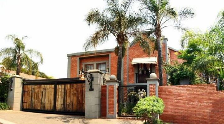 Aves Indigo Guesthouse