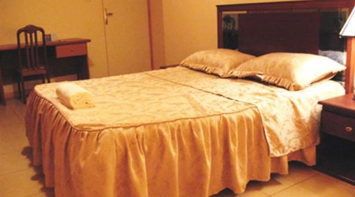 Pinnacle Court Apartments