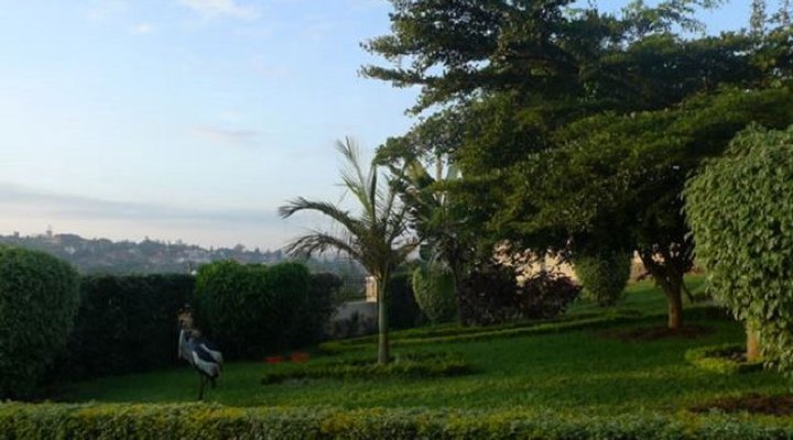 Golf Hills Residence