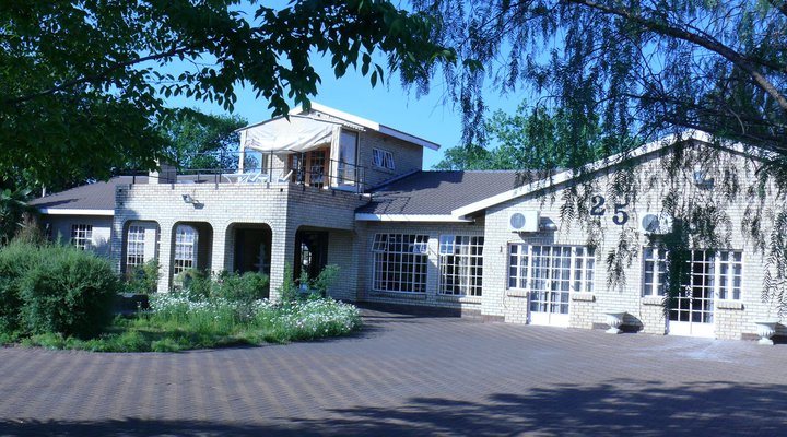Sipho Selizwe Guest Lodge