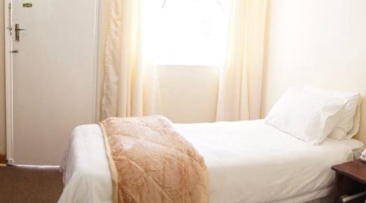 Rhodes Nyanga Hotel