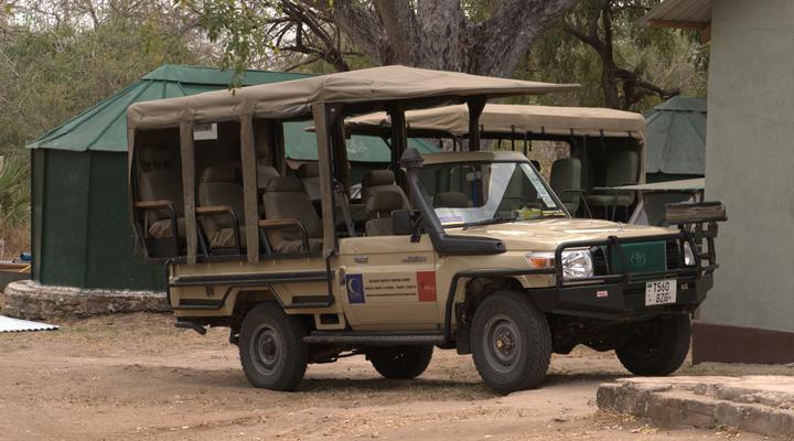 Selous Mbuyu Safari Camp