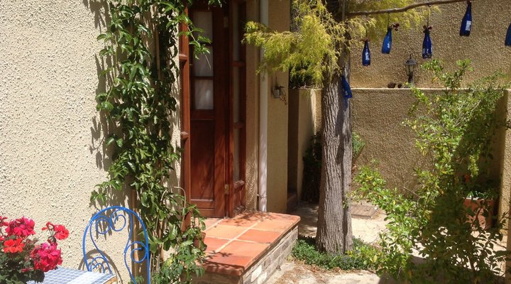 Cats and Lemons Self-catering Apartments