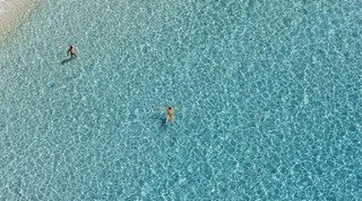 Mr & Mrs White Paros