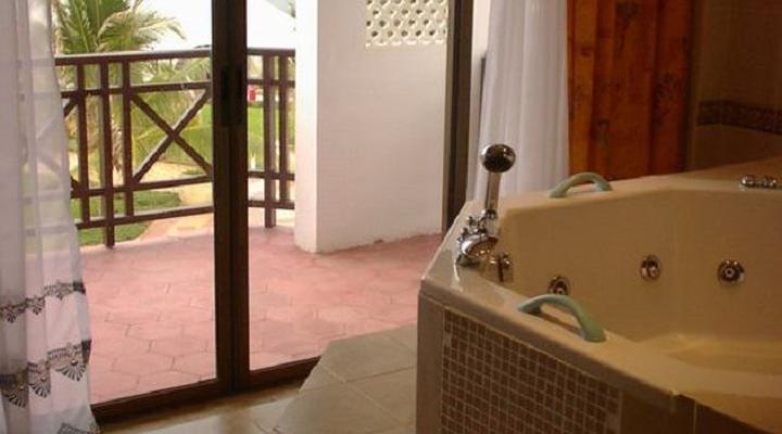 Golden Tulip Hotel Dar Es Salaam