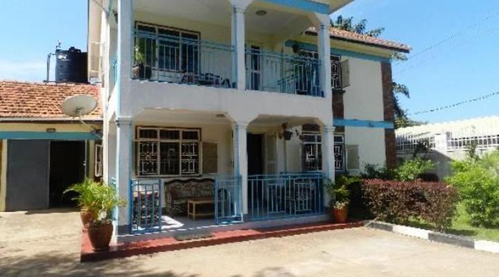 African Roots Guest House