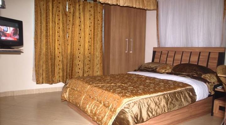 Chamiachi Luxury Apartments and Hotel